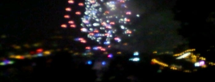 Riverfest / Cincinnati Bell WEBN Fireworks is one of Summertime Cincinnati.