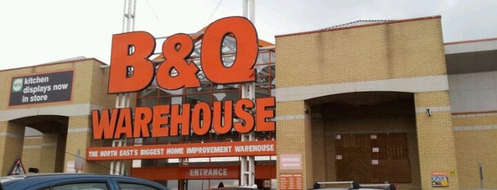 B&Q Warehouse is one of Sandroさんのお気に入りスポット.