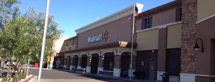 Walmart Supercenter is one of สถานที่ที่ Cheearra ถูกใจ.
