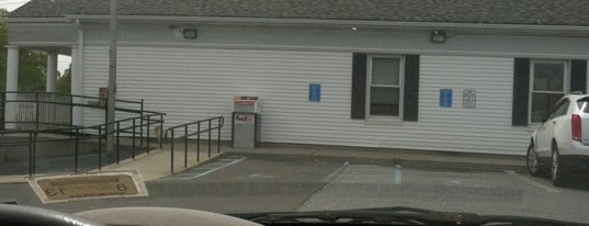 US Post Office is one of สถานที่ที่ Lynn ถูกใจ.