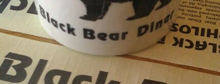 Black Bear Diner is one of Lugares favoritos de Dan.