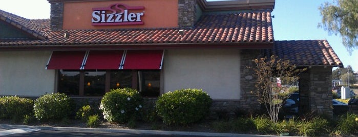 Sizzler is one of Lugares favoritos de Bruce.