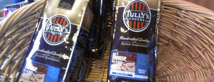 Tully's Coffee is one of Lugares guardados de Jackie.