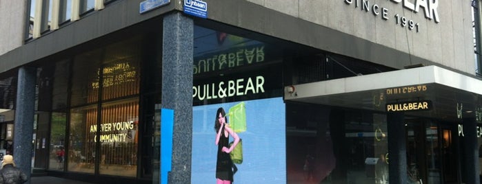 Pull & Bear is one of Lijnbaan Rotterdam 🇳🇬.