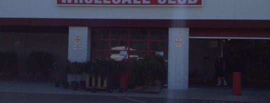 BJ's Wholesale Club is one of Zachary'ın Beğendiği Mekanlar.