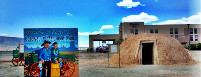 Navajo Shadehouse Museum is one of Orte, die eric gefallen.