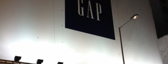 Gap is one of Kevin 님이 좋아한 장소.