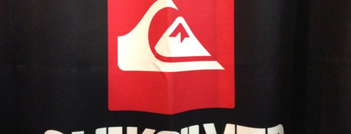Quiksilver is one of Annaさんのお気に入りスポット.