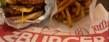 Z Burger is one of Fast-food & Fast-casual Burgers.