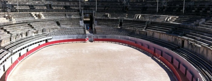 Arènes d'Arles is one of Pelinさんのお気に入りスポット.