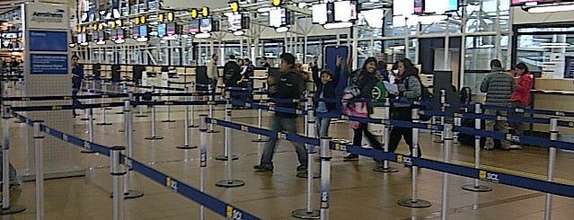 Aeropuerto Internacional Comodoro Arturo Merino Benítez (SCL) is one of #PeetaPlanet in Chile.