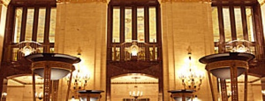 Palmer House - A Hilton Hotel is one of Chicago.