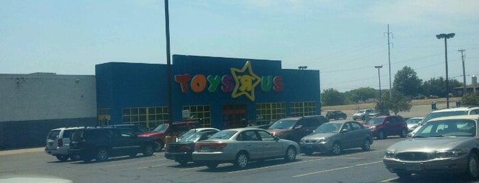 Toys"R"Us is one of Phillip’s Liked Places.