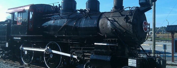 Tennessee Valley Railroad Museum is one of Museums Around the World.