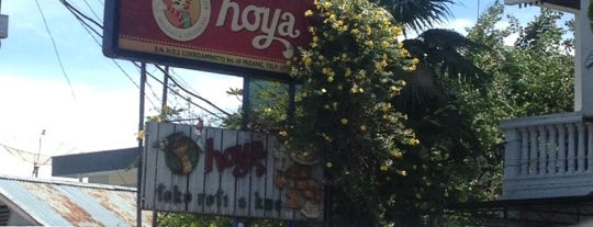 Hoya Bakery is one of Padang.