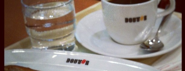 Doutor Coffee Shop is one of 吸える。.