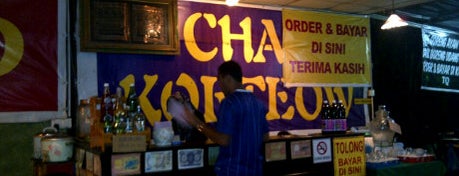 Tokwi Grand Char Koeteow is one of Makan @ Utara #8.