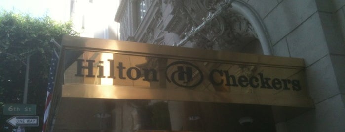 Hilton Checkers is one of Locais salvos de Kelley.