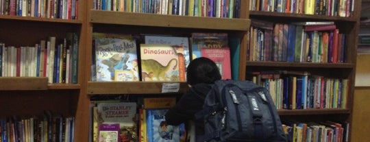 Tim's Used Books is one of Lugares guardados de Trever.