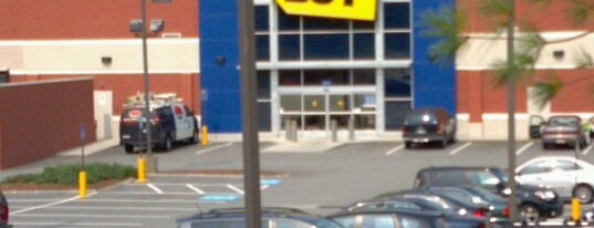 Best Buy is one of Johnny’s Liked Places.