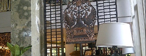 Jambuluwuk Malioboro Boutique Hotel is one of Tempat yang Disukai Diana.