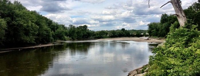 Walnut Woods State Park is one of Iowa: State and National Parks.