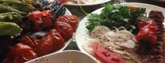 Bahçelievler Kebap is one of EGE DEN SEÇMELER MEKANLAR İZMİR SERKAN.