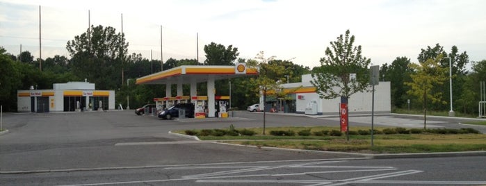 Shell is one of Lugares favoritos de Anil.