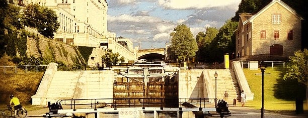 Rideau Canal is one of Explore Ottawa Like a Local.