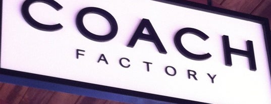 COACH Outlet is one of Lugares favoritos de Analu.