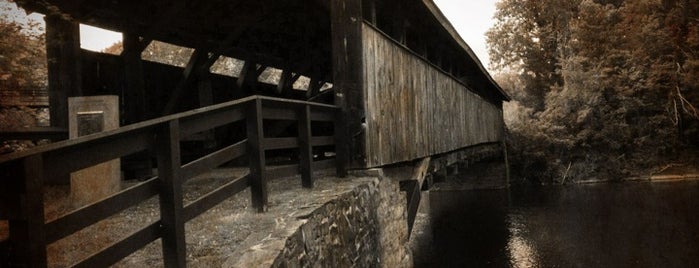 Perrines Covered Bridge 1844 is one of Tansy 님이 좋아한 장소.