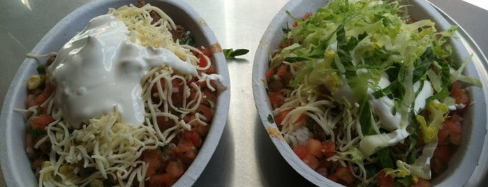 Chipotle Mexican Grill is one of Mexican-To-Do List.