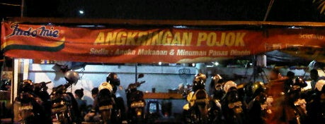 Angkringan Pojok is one of Drink & Food.