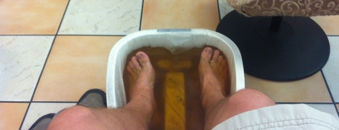 Foot Reflexology Center is one of Gregさんのお気に入りスポット.