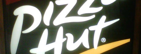 Pizza Hut is one of Cafe / resto.