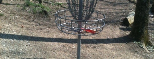 Lincoln Ridge Disc Golf Course is one of Top Picks for Disc Golf Courses.