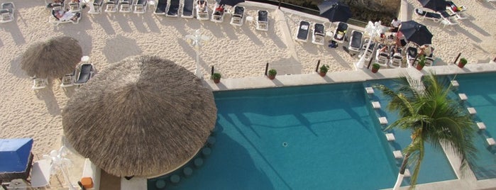 Coral Princess Hotel & Dive Resort is one of Lieux sauvegardés par Melissa.
