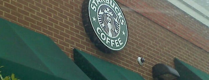 Starbucks is one of Lieux qui ont plu à Jay.