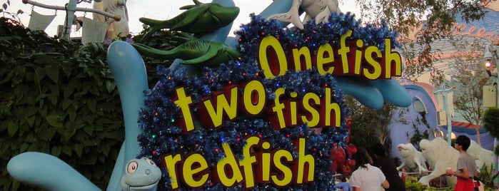 One Fish, Two Fish, Red Fish, Blue Fish is one of Orlando Favourite Places.