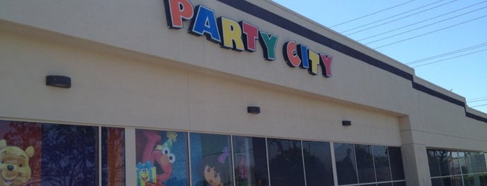 Party City is one of Orte, die Eve gefallen.