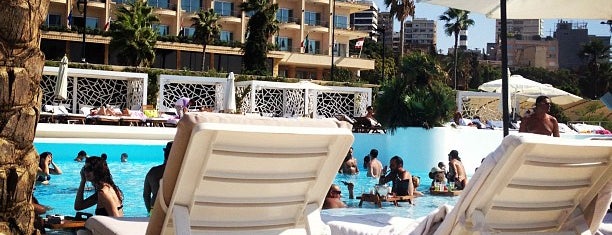 Riviera Beach & Lounge is one of Beirut.