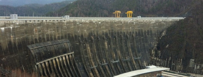 Саяно-Шушенская ГЭС is one of Lugares guardados de Kevin.