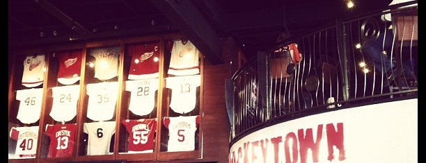 Hockeytown Cafe is one of Olly Checks In - Detroit.