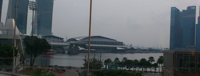 Marina Square is one of Singapur.