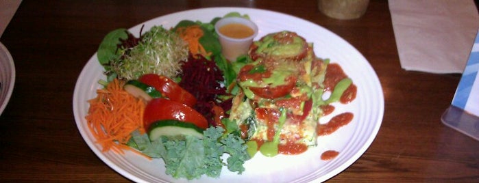 t.h.r.i.v.e. (The Healthy Raw Inspired Vegan Experience) is one of Lieux sauvegardés par PIC.