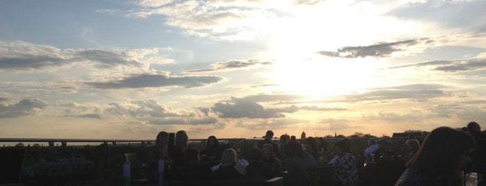 The Varsity Hotel Roof Terrace is one of Favourite places in Cambridge.