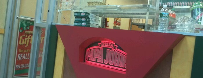 Papa John's Pizza is one of Jason : понравившиеся места.