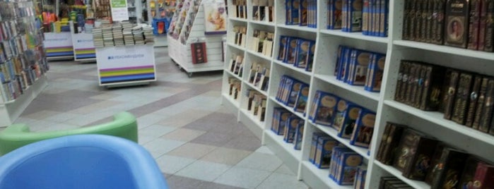 читай город сурикова