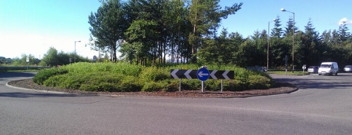 Skeoch Roundabout is one of Named Roundabouts in Central Scotland.