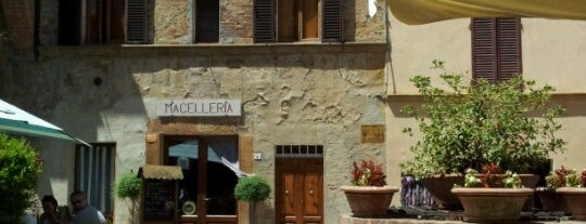 Ristorante Il Rossellino is one of Recommended by Belonika.